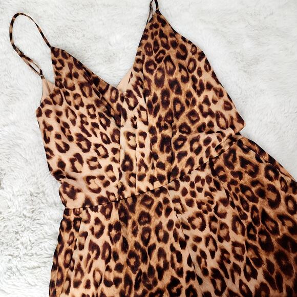 NWT L'Agence V-Neck Leopard Animal Print One-Piece Jumpsuit (Small) - Picture 2 of 11